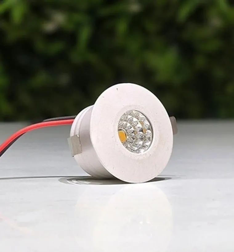 608 Mini Spotlight