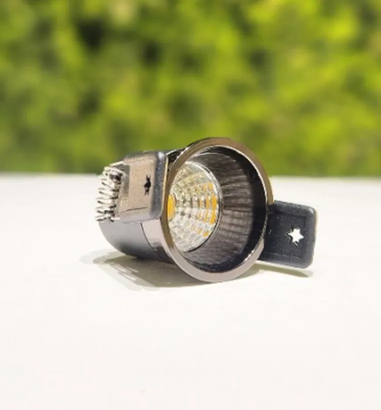 901 Concealed Light